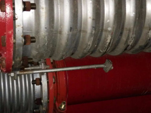 谁知道图中这个消防管道上的构件叫什么,作用是什么 消防栓低压压力开关及预作用压力开关又要选什么型号